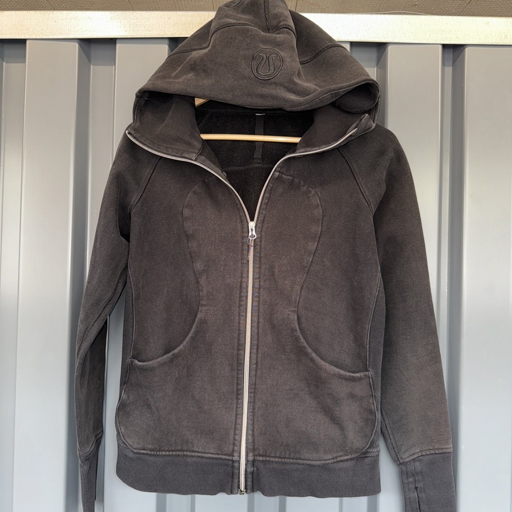 Lululemon Scuba Full Zip Hoodie -  BLK - Size 8